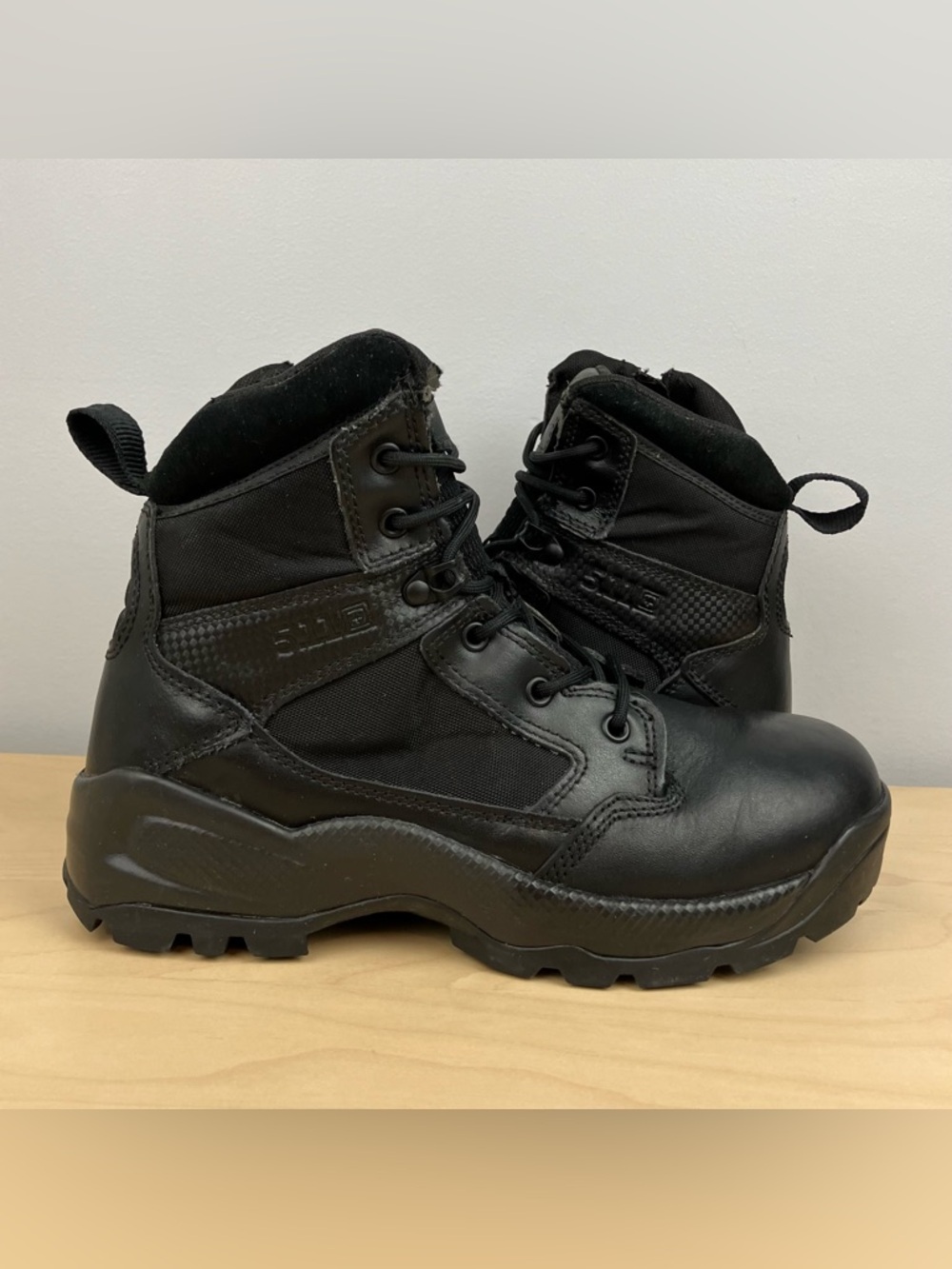 5.11 Tactical Men’s Size 9.5 ATAC 2.0 6” Side Zip Black Tactical Work Boots - Picture 2 of 12